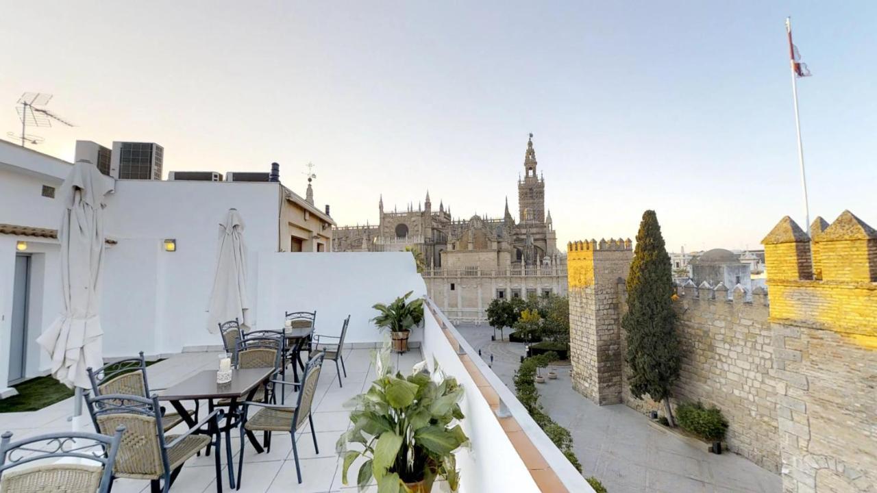 Murillo Alcazar *